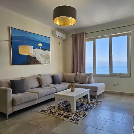 Happy Vincent 270 Apartment Sarande